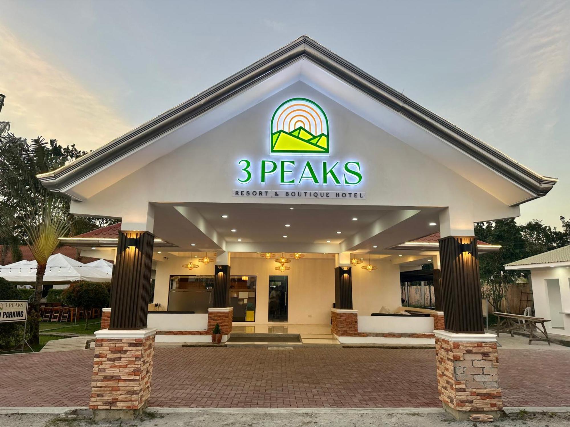 3 Peaks Resort & Boutique Hotel Lipa City Exteriör bild